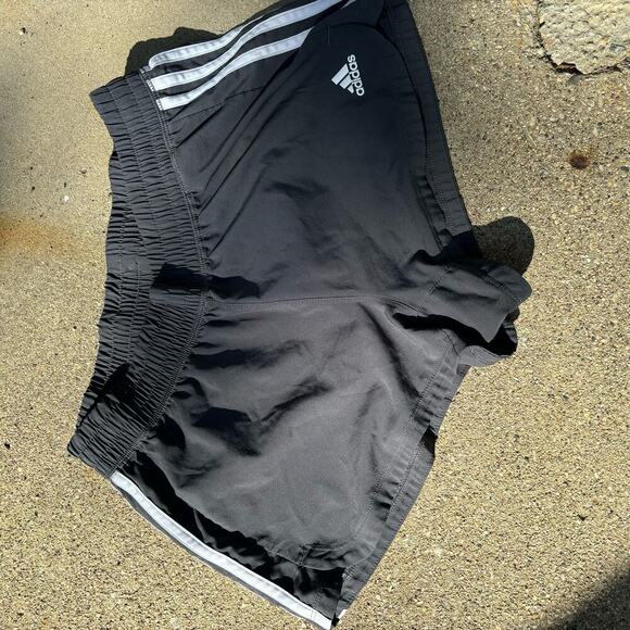 Lot of Two Adidas Shorts for Women Size Small - Picture 6 of 6